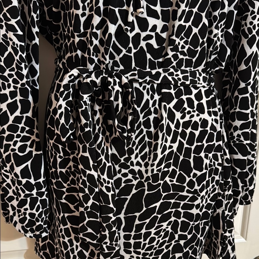 Chico's Giraffe Print Belted Off the Shoulder Tunic - Picture 8 of 11